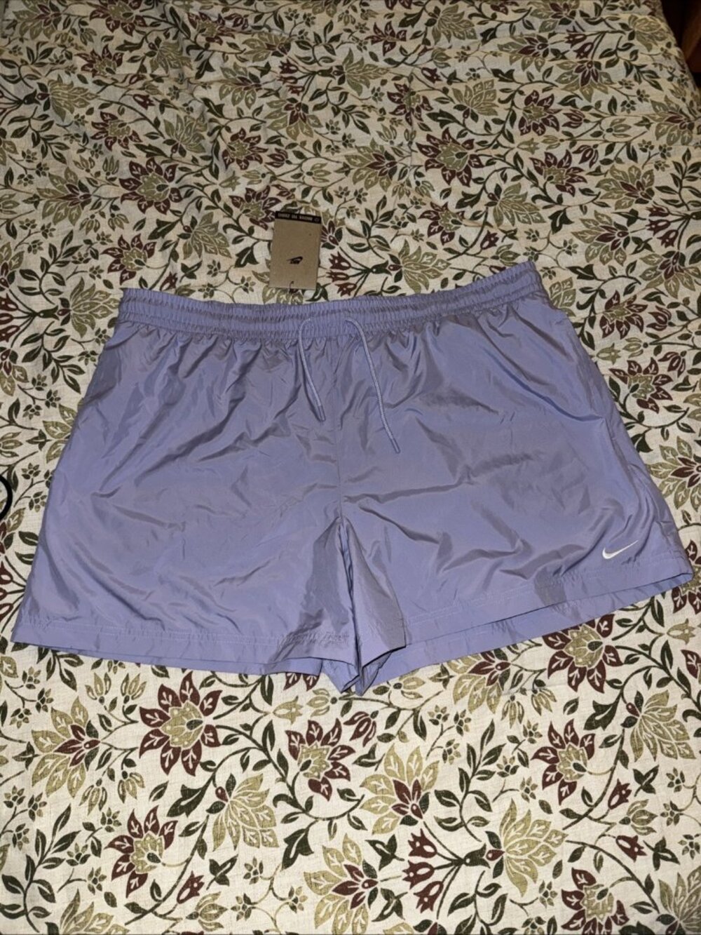 Nike Women's Light Purple Standard Fit Mid Rise 5" Length Size XL